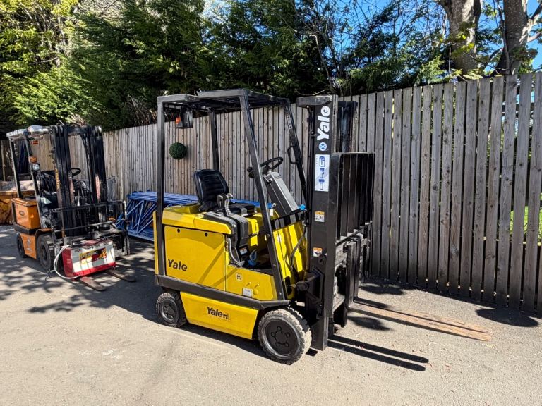 Yale electric forklift for sale