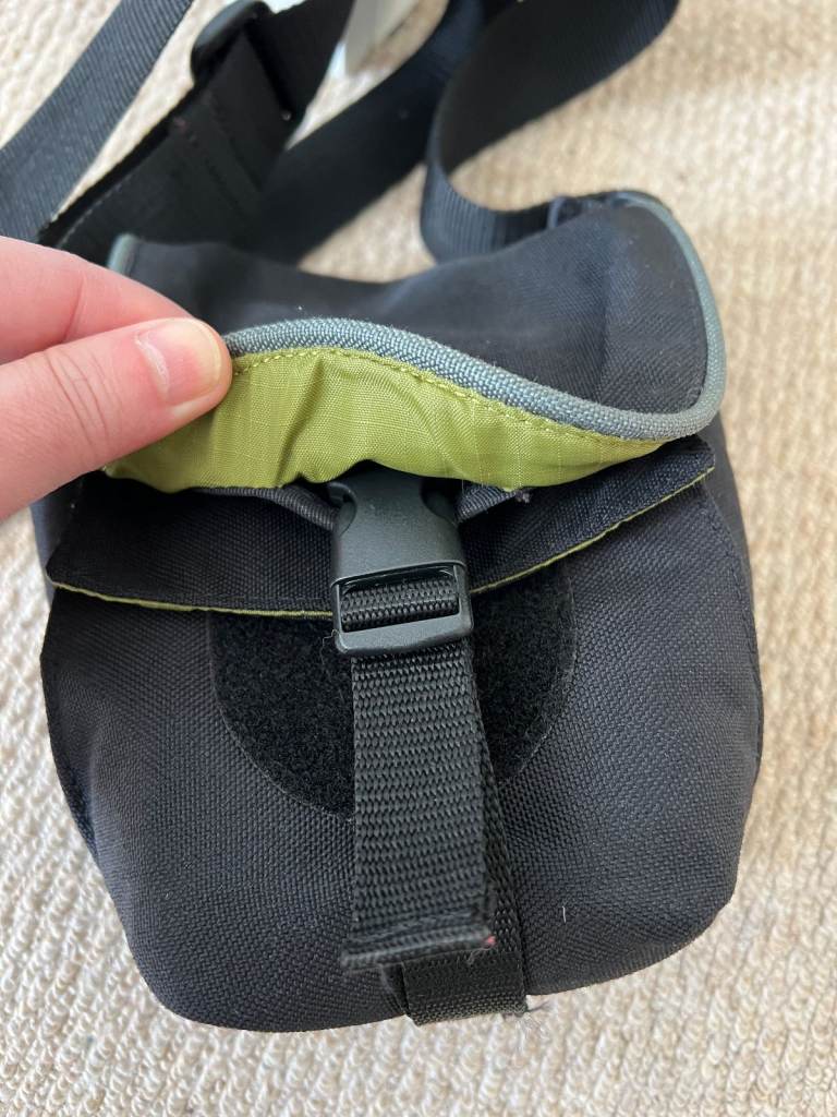 Crumpler camera bag 
