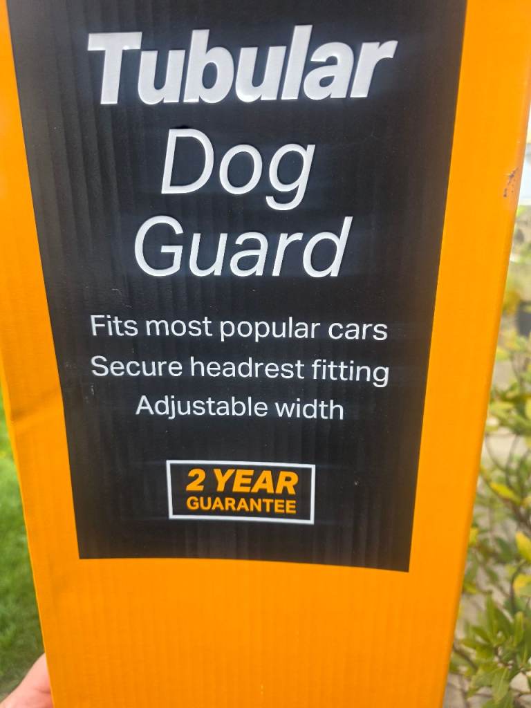 Halfords tubular dog guard 