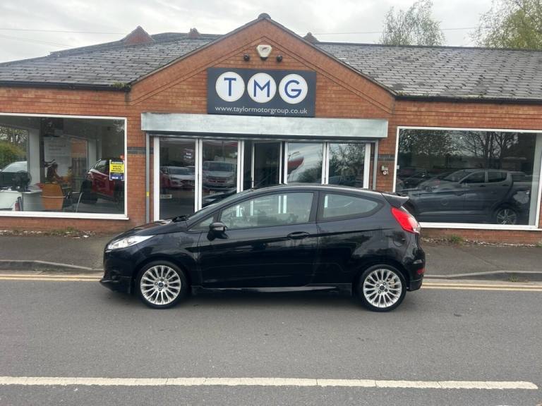 2015 Ford Fiesta 1.6 TDCi Zetec S Hatchback 3dr Diesel Manual Euro 5 (95 ps) Hatchback Diesel Manual