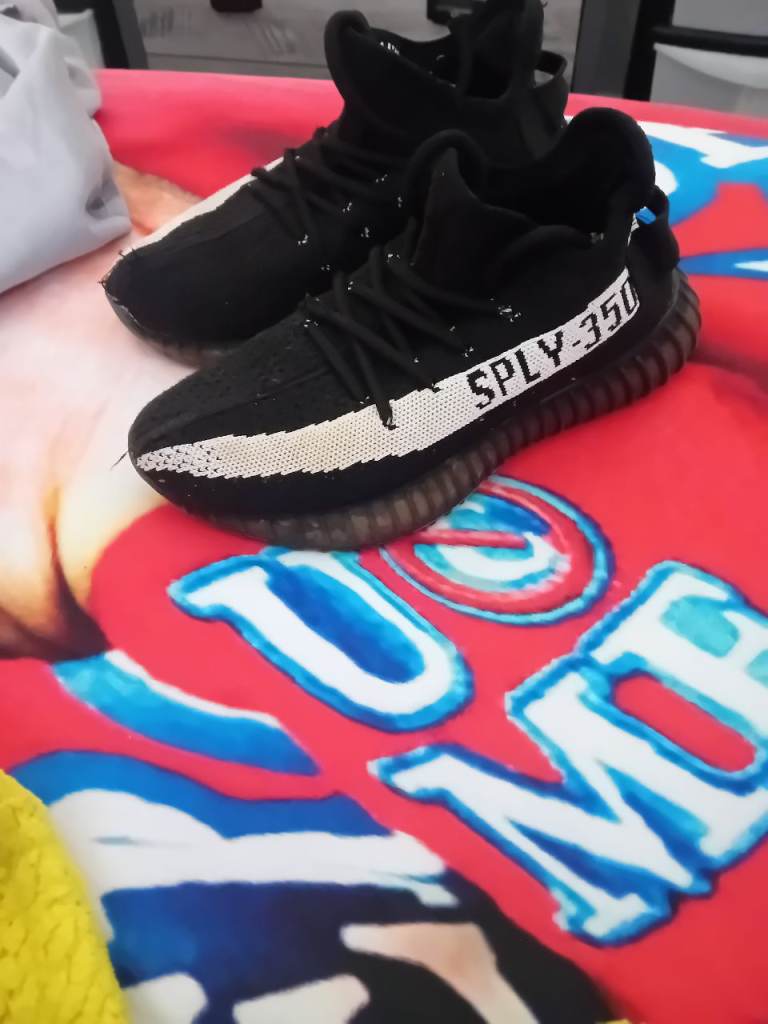 Yeezy trainers 