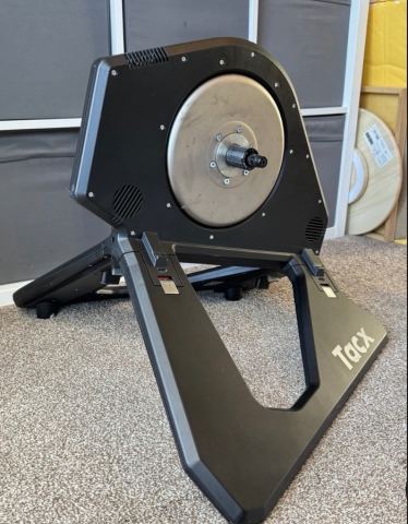 Tacx NEO T2800 Neo 動作未確認 Tacx Neo T2800, £395.00 for Sale in Kentish Town, London | Gumtree