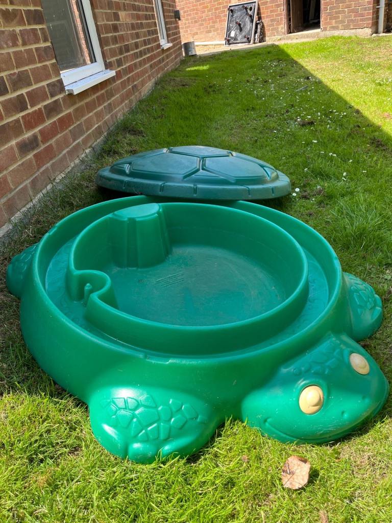 Little Tykes turtle sandpit