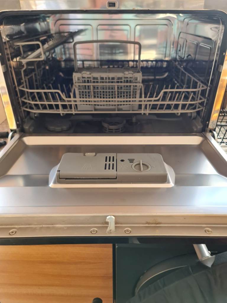 Tabletop dishwasher 