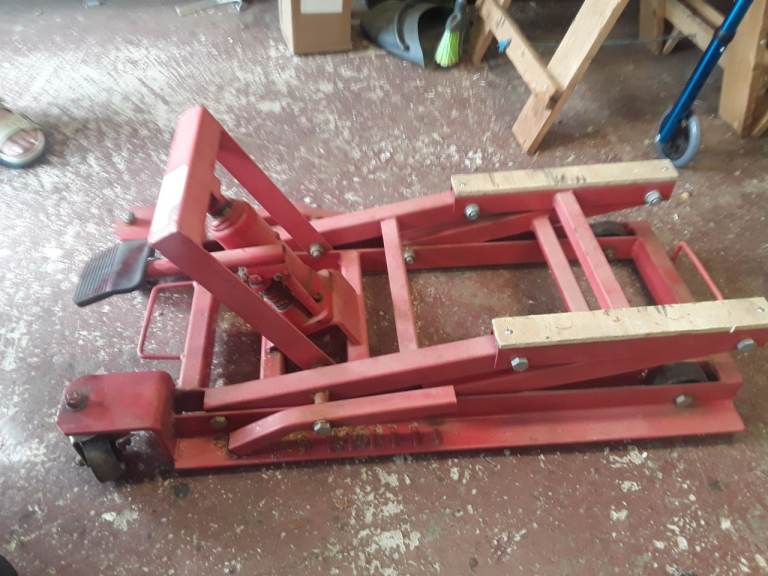 Trike motorcycle jack 