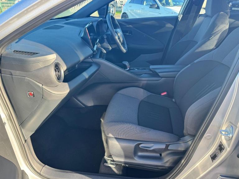 2024 Toyota C-HR 1.8 Hybrid Design 5dr CVT HATCHBACK PETROL/ELECTRIC Automatic