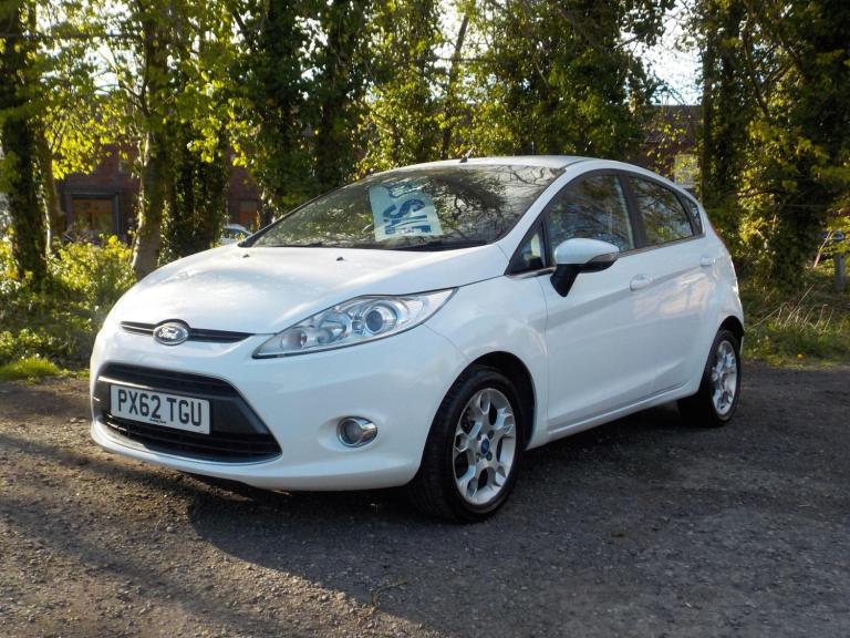 2012 Ford Fiesta 1.25 Zetec 5dr [82] HATCHBACK PETROL Manual