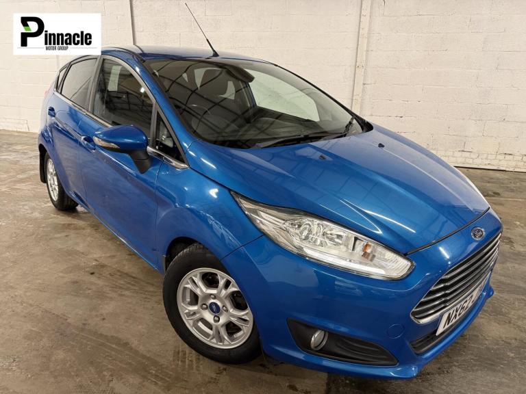 2013 Ford Fiesta 1.6 TDCi ECOnetic Titanium Hatchback 5dr Diesel Manual Euro 5 (s/s) (95 ps) Hatc...