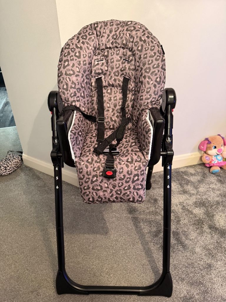 MyBabiie leopard print highchair 