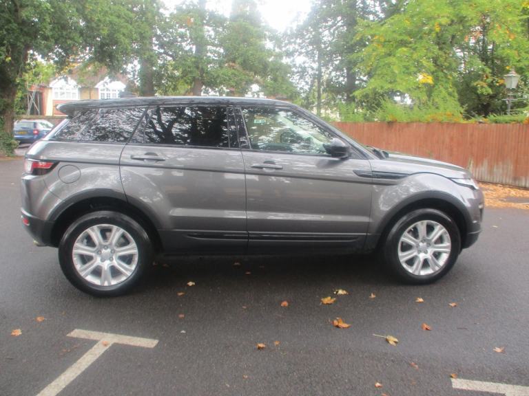 2018 Land Rover R ROVER EVOQUE SE TECH TD AUTO