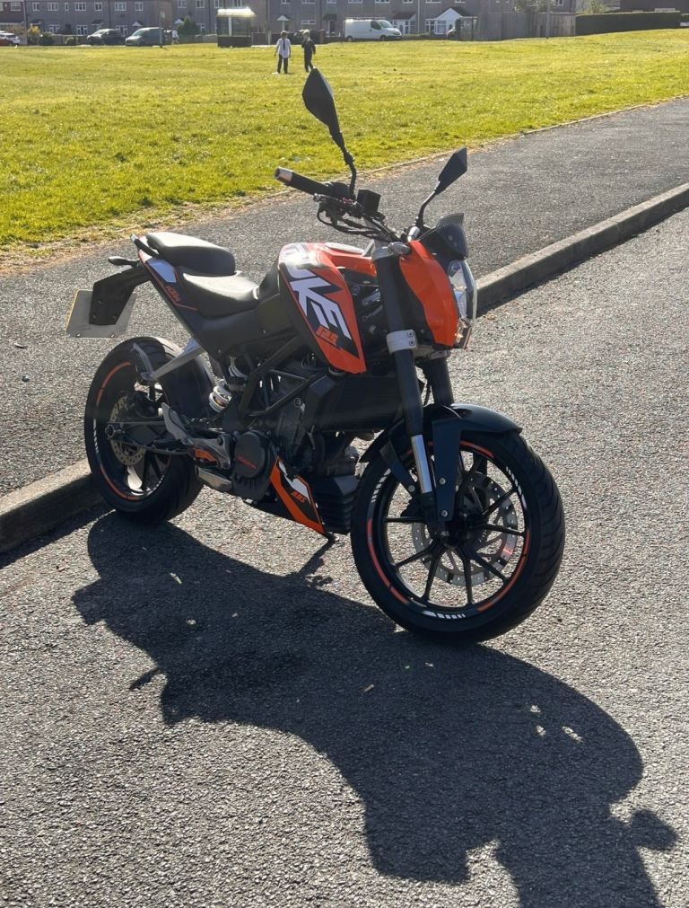 KTM, DUKE, 2015, 125 (cc)