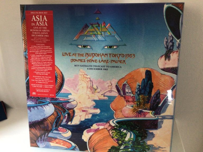 ASIA IN ASIA LIvE AT THe BUDOKAN 