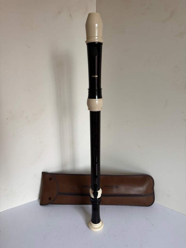 Yamaha YRT-302B Tenor Recorder Baroque B with Leather Case
