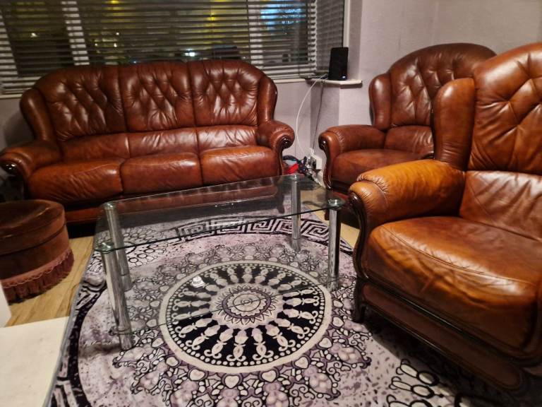 ITALIAN ORIGANAL LEATHER SOFA 2X 1 SEATER PLUS 3 