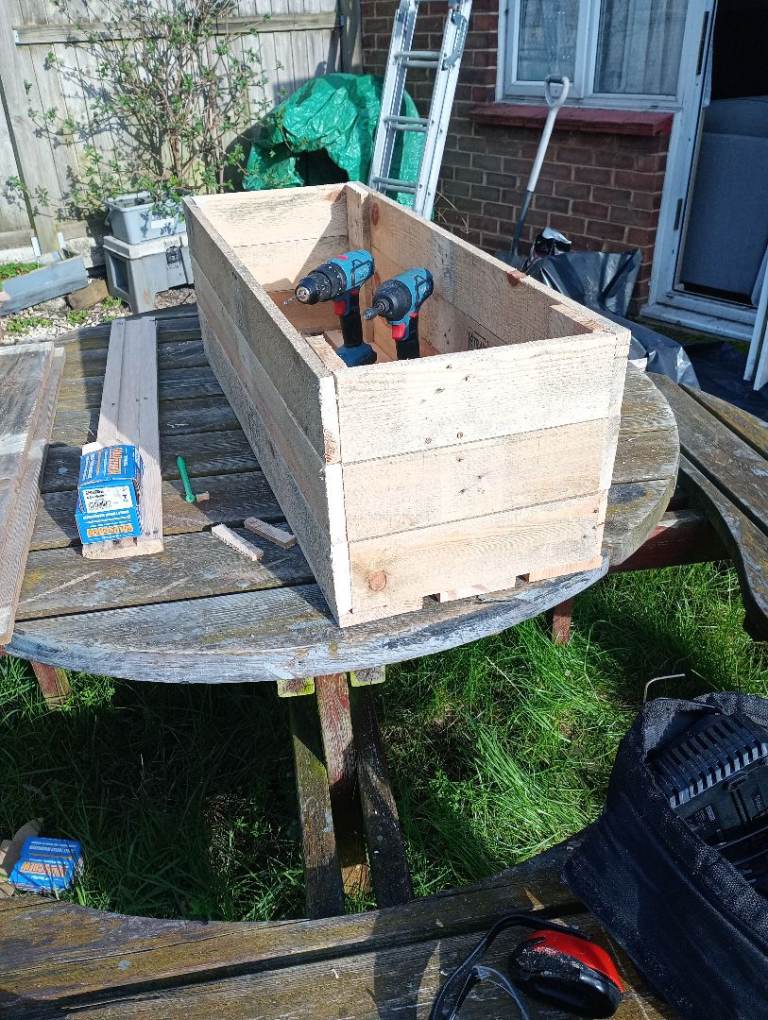 Planter x 2 reclaimed recycled pallet timber wood Witham Essex