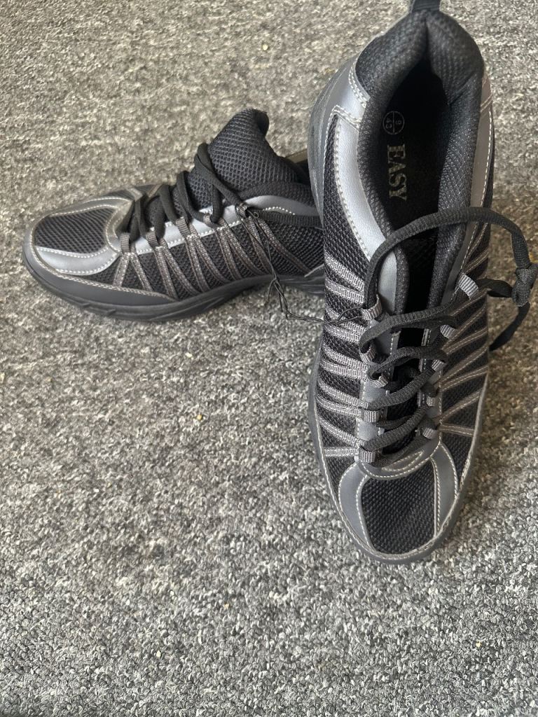 Easy Mens Trainers Size 9/43 – Black, Good Condition