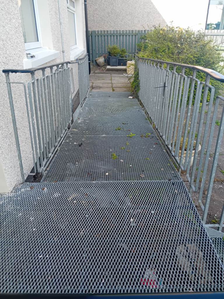 Wheelchair access ramp