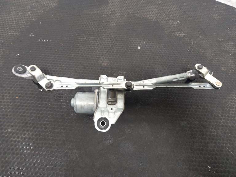 Alfa Romeo Giulia Wiper Motor Front 2014-2026 4 Door Saloon 00505495410