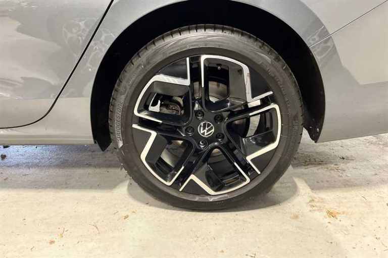 2025 Volkswagen Passat 1.5 eTSI Elegance 5dr DSG ESTATE PETROL Automatic