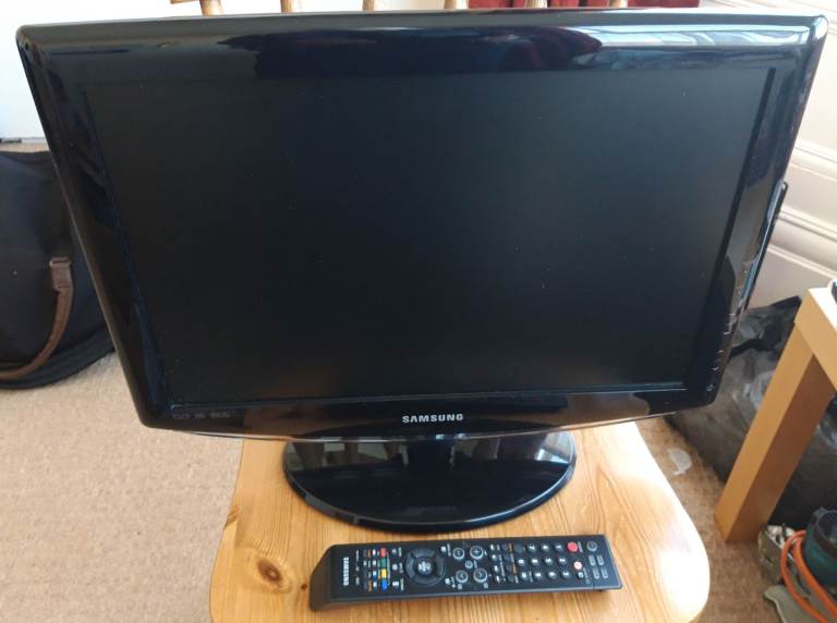 Samsung 19 tv top quality 