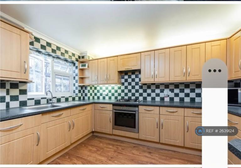 4 bedroom house in Partridge Knoll, Purley, CR8 (4 bed) (#2639124)