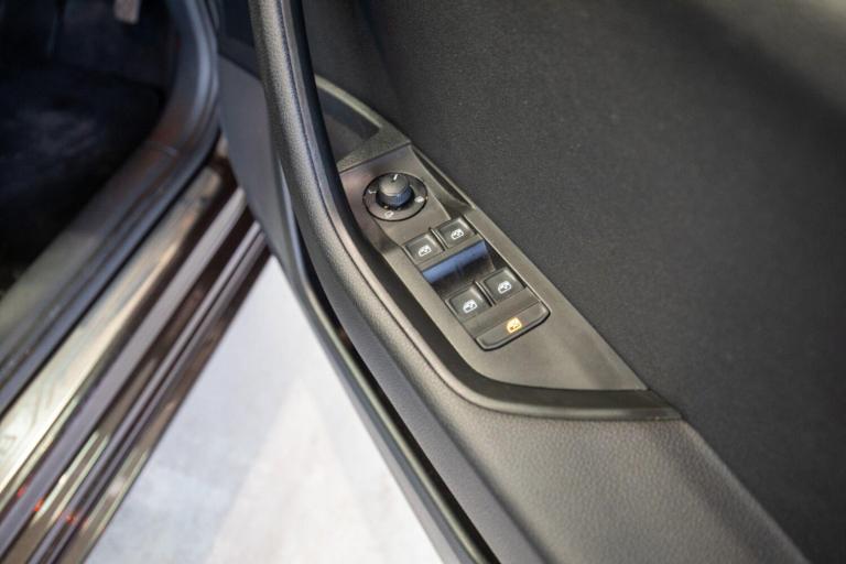 2016 Skoda Superb 2.0 TDI CR SE Technology 5dr ESTATE DIESEL Manual