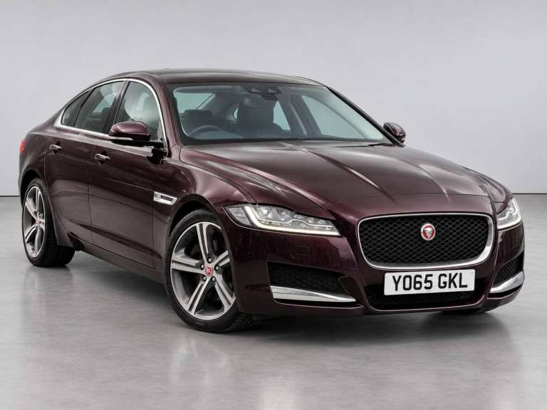 2016 Jaguar XF 2.0d Portfolio Saloon 4dr Diesel Auto Euro 6 (s/s) (180 ps) Saloon Diesel Automatic