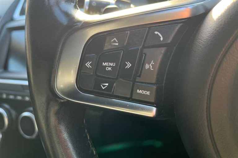 2019 Jaguar E-Pace 2.0d [240] R-Dynamic S 5dr Auto ESTATE DIESEL Automatic