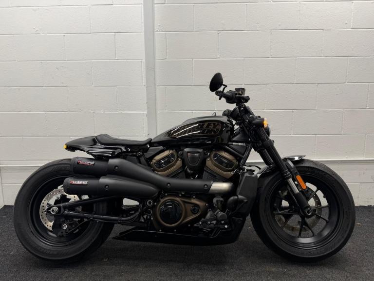 HARLEY-DAVIDSON SPORTSTER S ** READY TO GO - COBRA EXHAUST - 934 MILES**