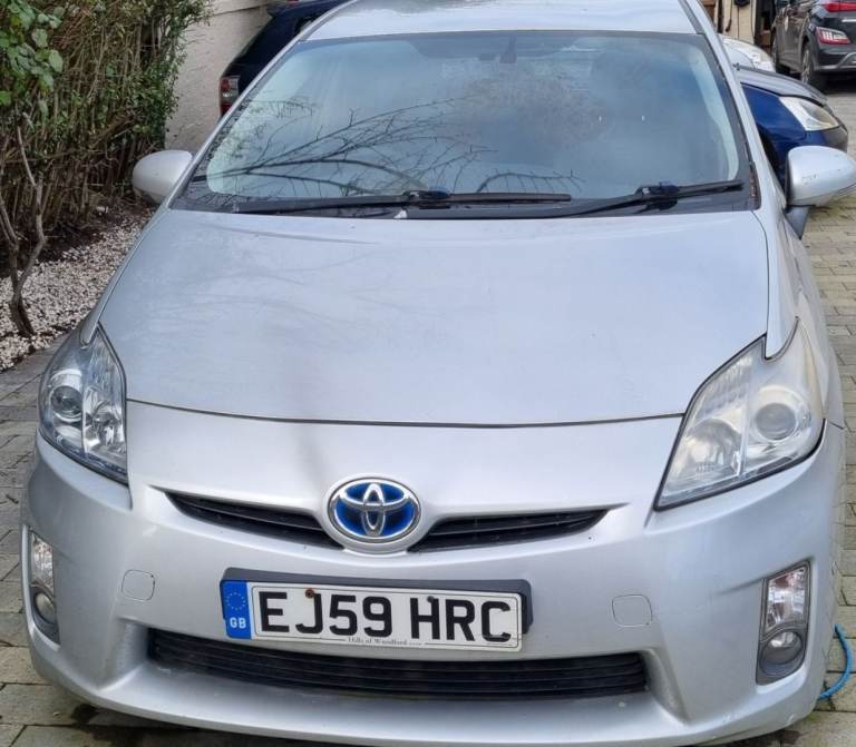 Automatic Toyota Prius Hybrid Cruise control Navigation £20 Tax Revorse Camera LEZ Need an engine