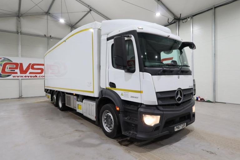 2018 (67 PLATE) Mercedes Benz  Antos 2530 6x2 Euro 6 Refrigerated