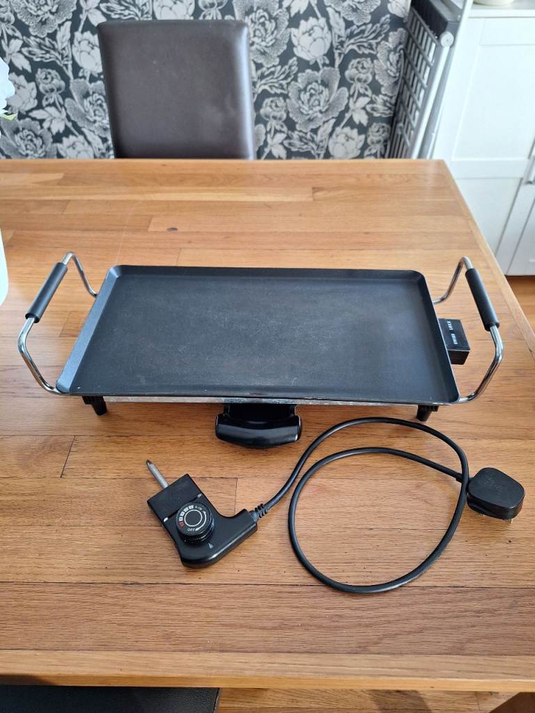 Electric hot plate 