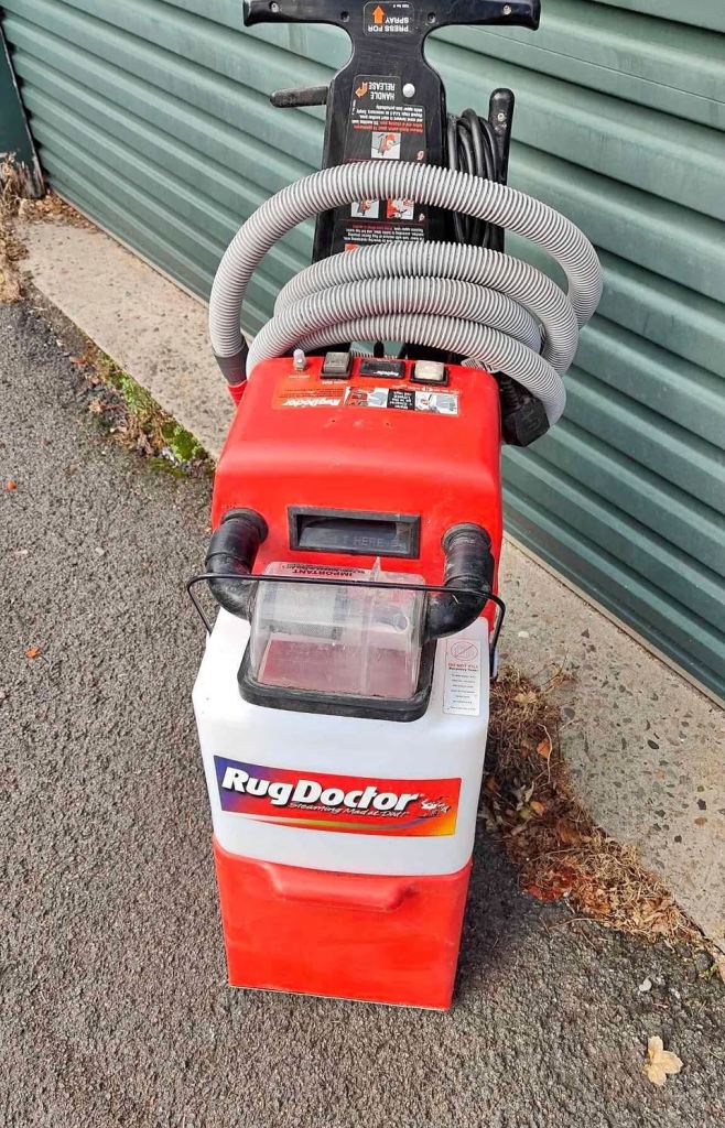 Rug doctor carpet cleaner