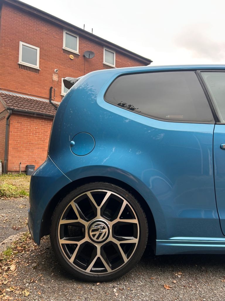 Volkswagen, UP, Hatchback, 2017, Manual, 999 (cc), 3 doors