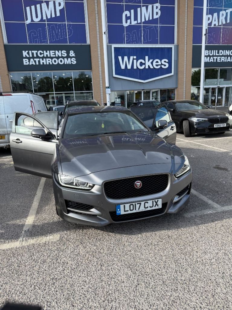 Jaguar, XE, Saloon, 2017, Manual, 1999 (cc), 4 doors