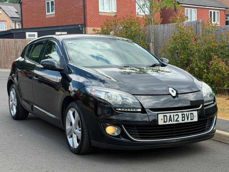 2012 Renault Megane 1.5 dCi Dynamique TomTom Hatchback £20 Tax 5dr Diesel Long Mot