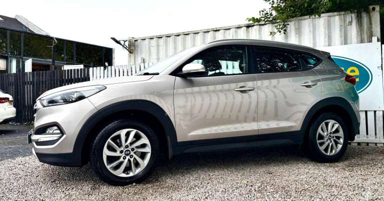 CAN'T GET CREDIT? CALL US! Hyundai Tucson 1.7 CRDi Blue Drive SE Nav - £199 DEPOSIT, £66 PER WEEK