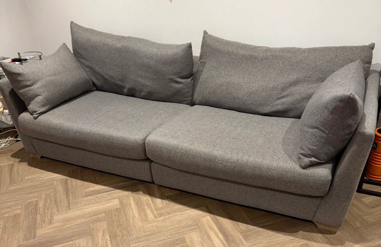 3 piece sofa GOOD CONDITION 