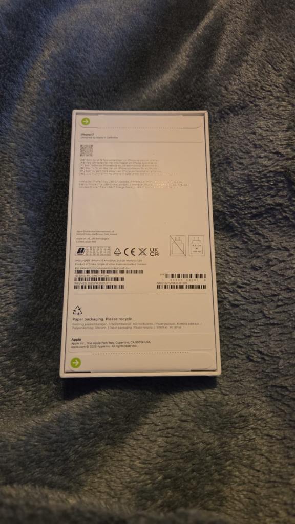 iPhone 17 256 gb mist blue brand new sealed 