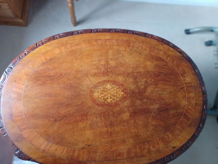 Antique Fine Quality Large Victorian Burr Walnut Oval 