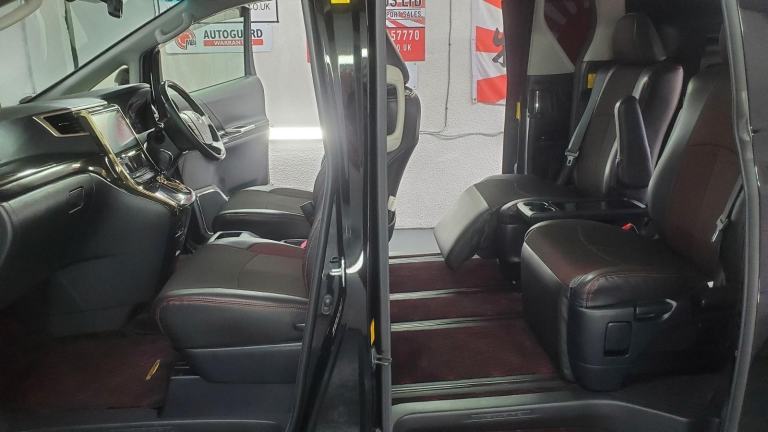 Toyota vellfire golden eyes 2.4 automatic 7 seat japanese import 56k miles 2014 