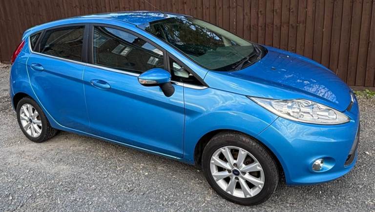 ford fiesta zetec 125 5dr breaking for parts