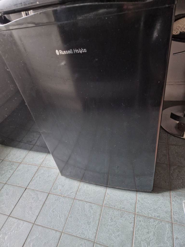 Russell and Hobbs under counter fridge