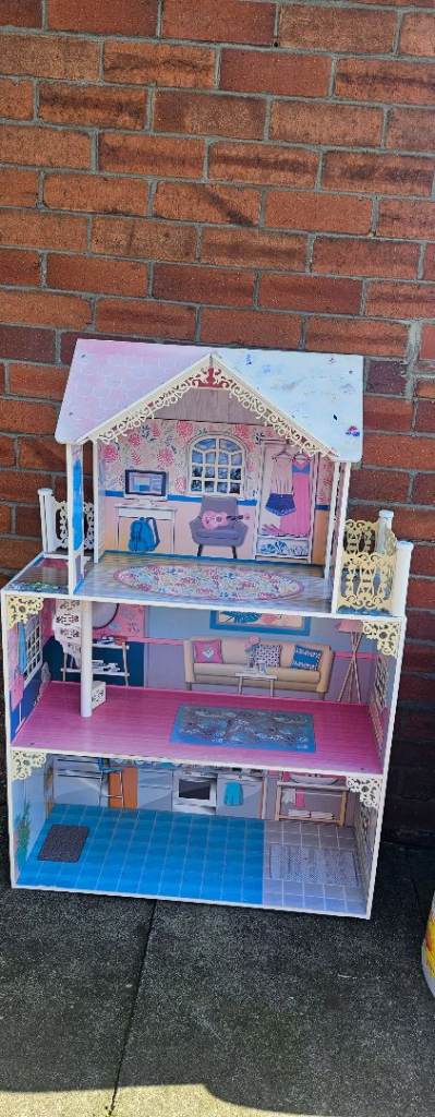 Large Wooden Dolls House & Toy Kitchen Set
