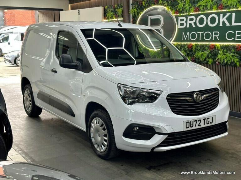 Vauxhall Combo L1H1 2300 SPORTIVE S/S [STUNNING EXAMPLE]