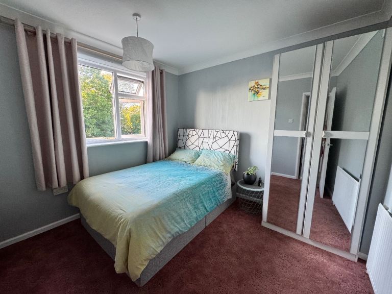 Double room for rent in a quiet residential area