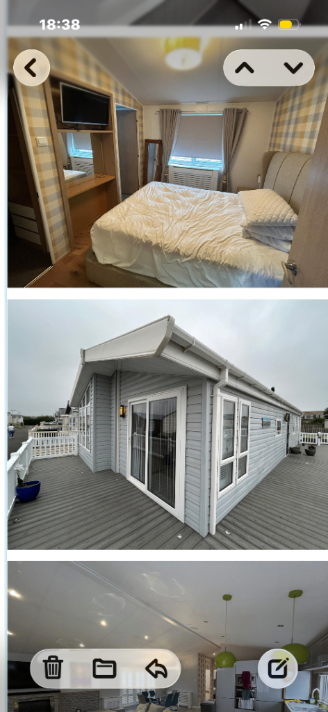 Static Caravan/Lodge – Lovely Holiday Home with Decking