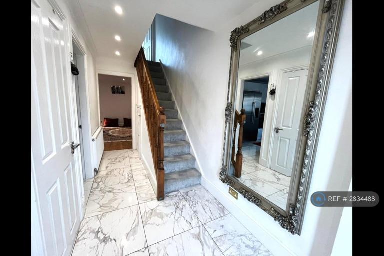 3 bedroom house in Bodycoats Road, Eastleigh, SO53 (3 bed) (#2834488)