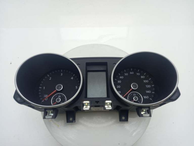 Volkswagen Golf Speedometer Instrument Cluster 2008-2015 1.6l Diesel