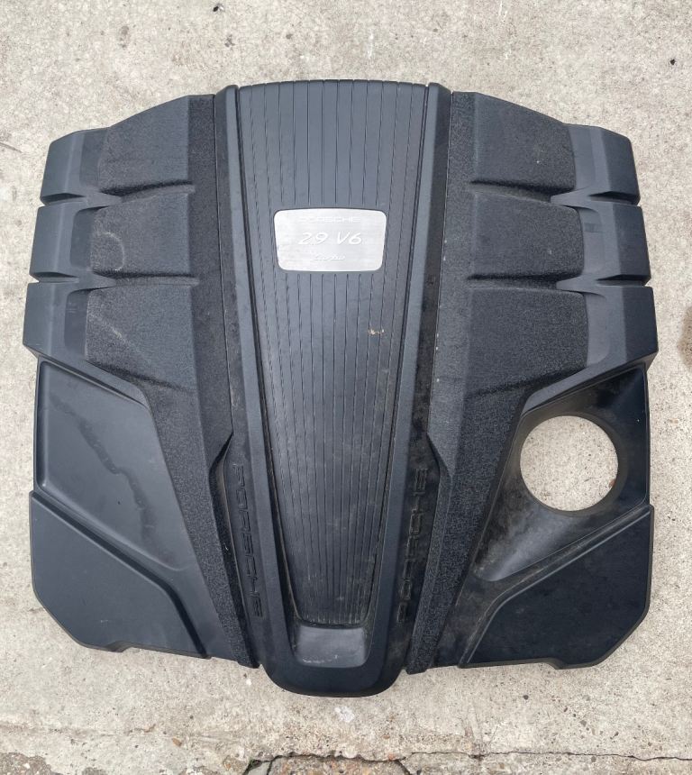 PORSCHE MACAN 2.9 V6 TURBO  2020 Engine Cover 95B.103.925.L